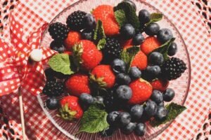 What are the benefits of Berries (Blueberries, Strawberries, Raspberries) to our bodies?